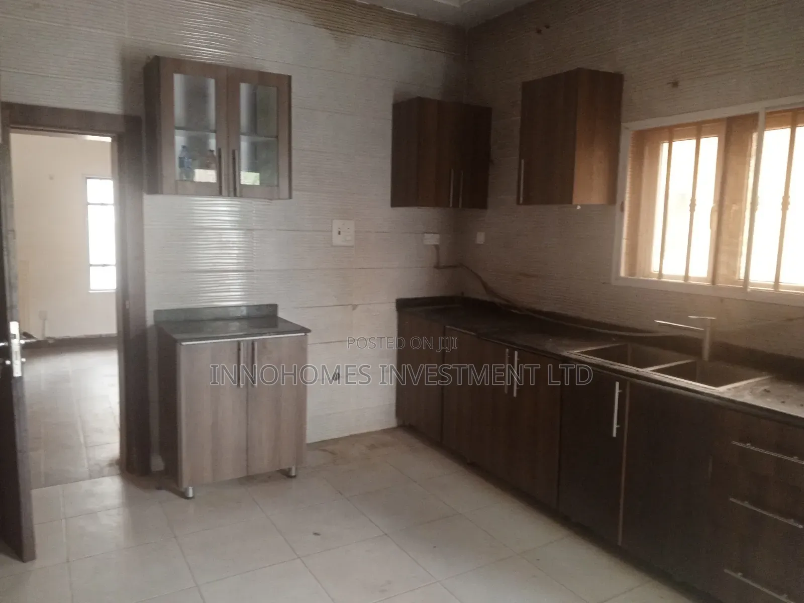 4bdrm Duplex in Apo Resettlement for rent in Apo Resettlement