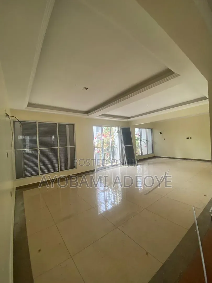 4bdrm Duplex in Bourdillon for rent in Bourdillon