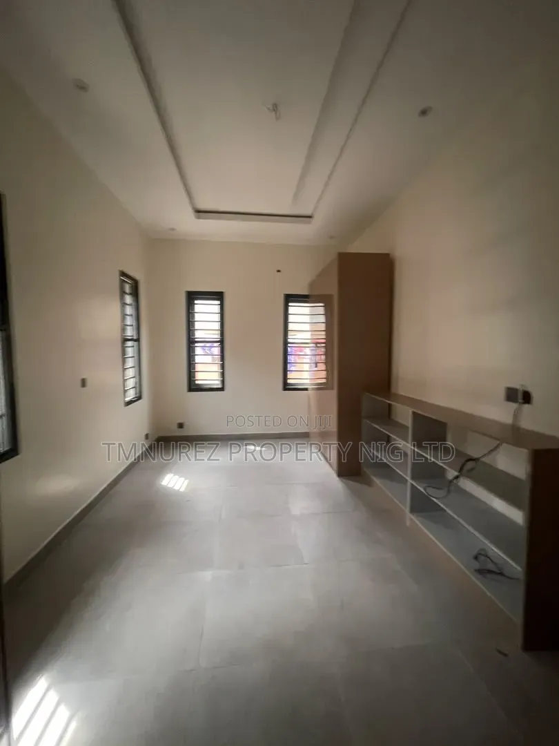 3bdrm Apartment in New Garage / Gbagada for sale in New Garage / Gbagada