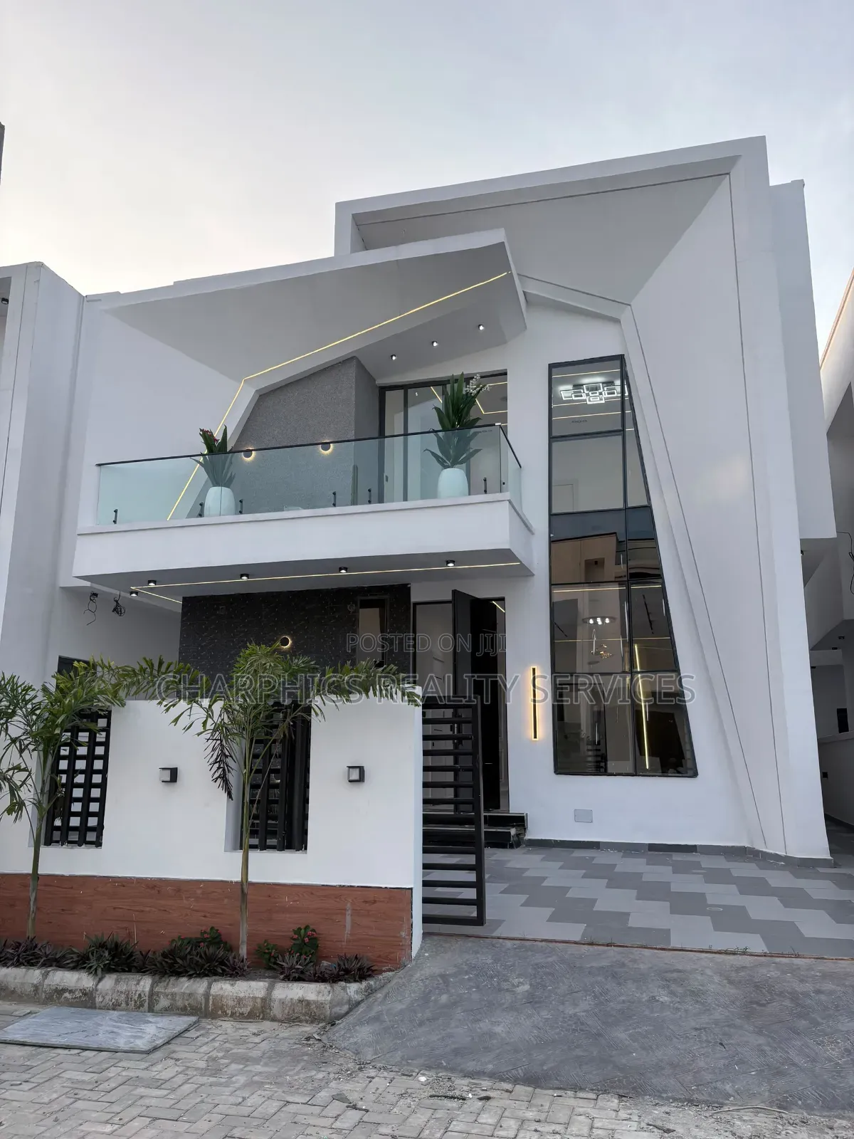 4bdrm Duplex in Off Lekki-Epe Expressway for sale in Off Lekki-Epe Expressway