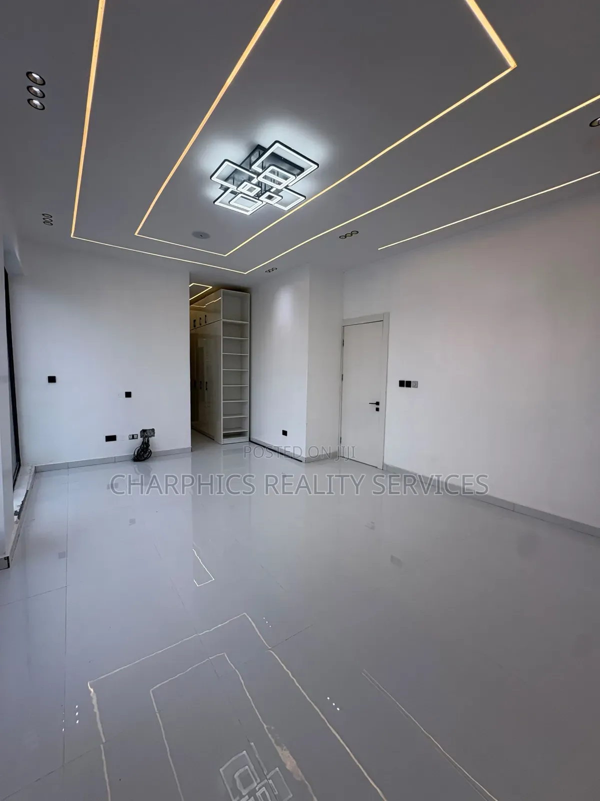 4bdrm Duplex in Off Lekki-Epe Expressway for sale in Off Lekki-Epe Expressway