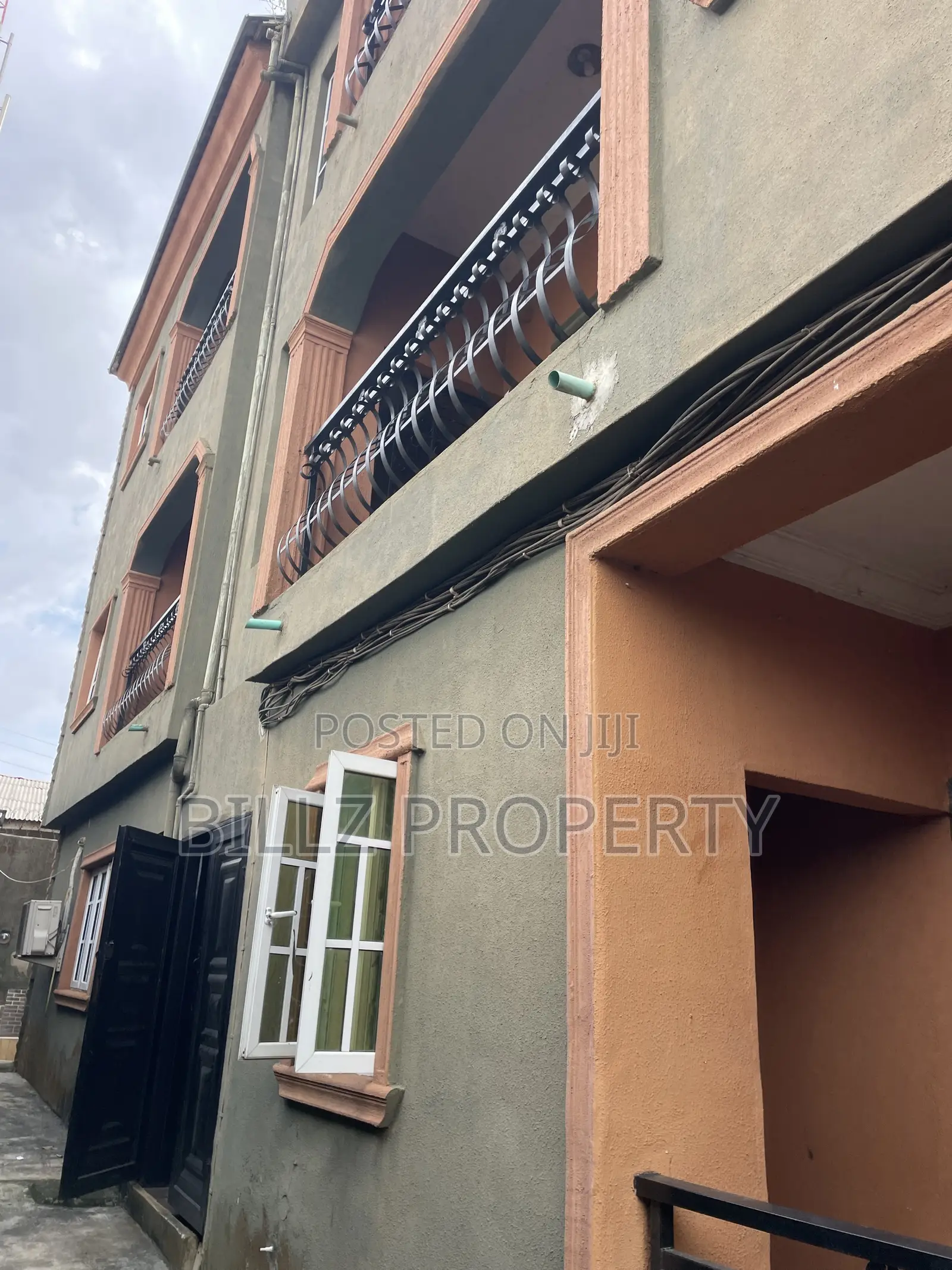 2bdrm Apartment in Iyana Ekoro, Abule Egba for rent in Abule Egba