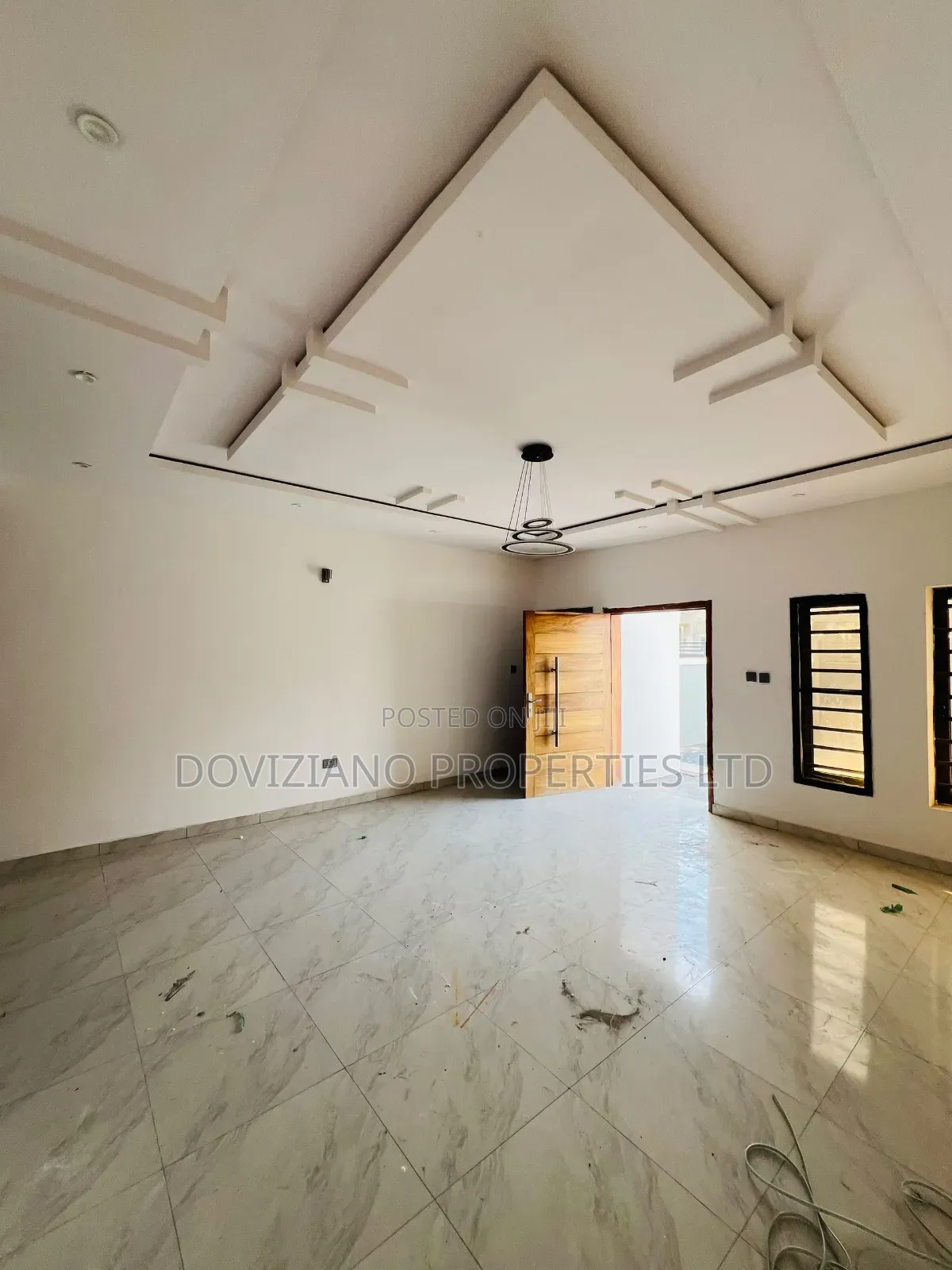 4bdrm Duplex in Ikota for sale in Ikota
