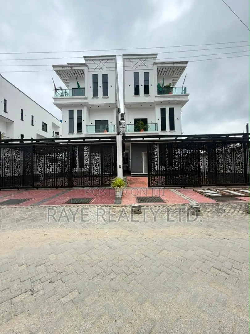 5bdrm Duplex in Ikate for sale in Ikate