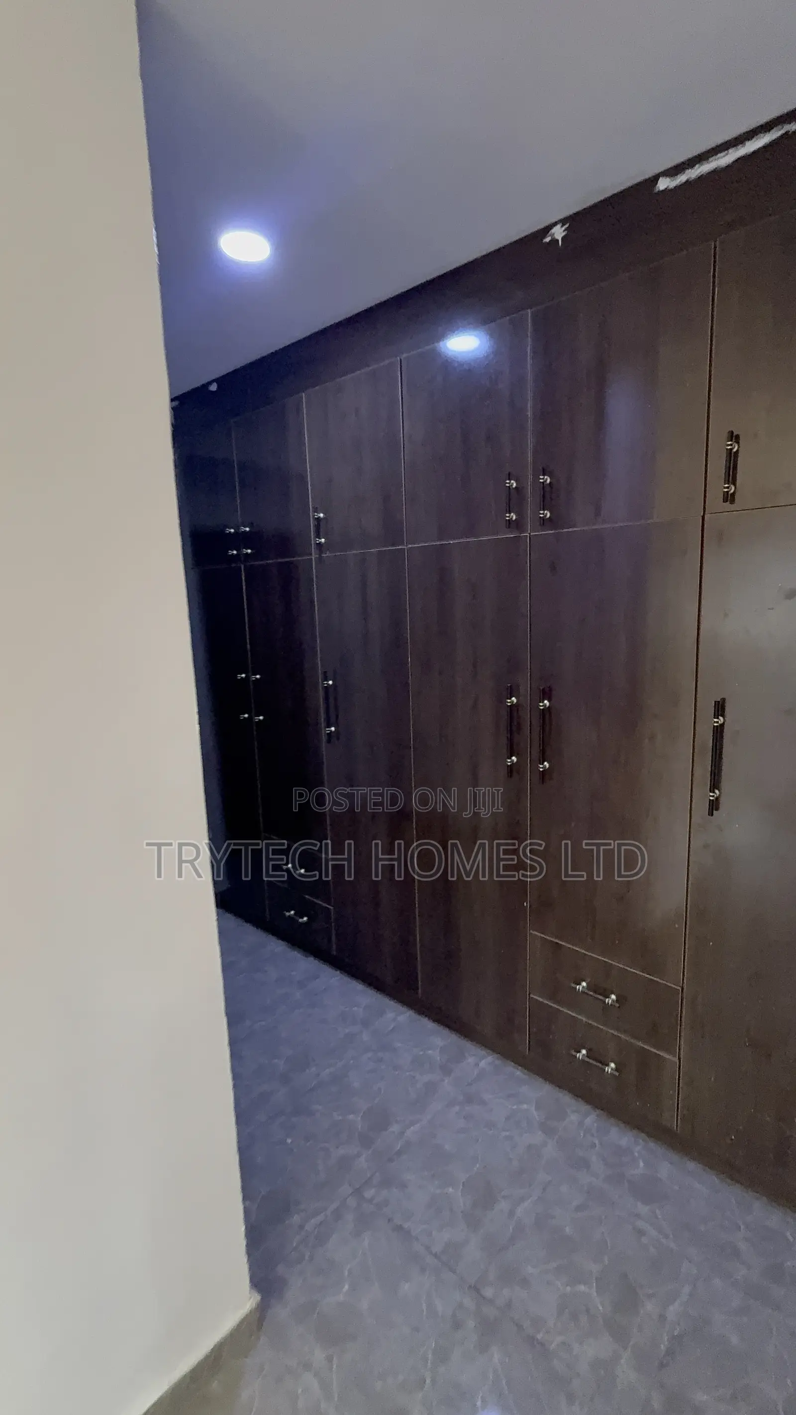 3bdrm Block of Flats in Jahi for rent in Jahi