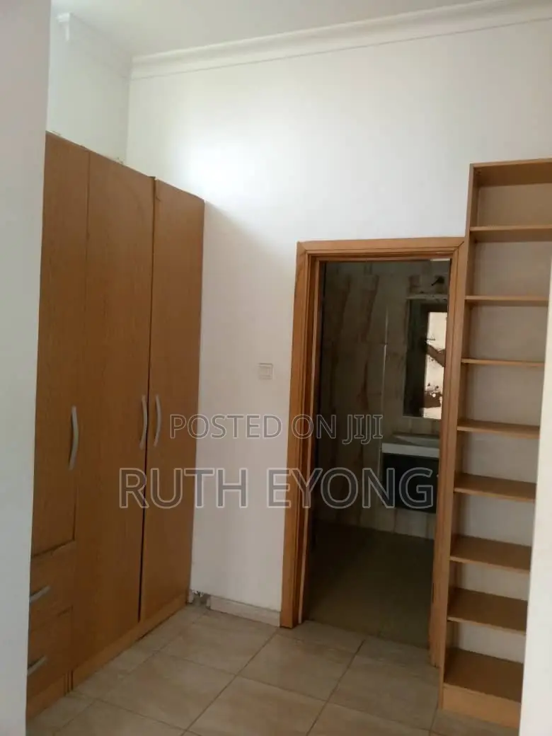 5bdrm Duplex in Ikota for rent in Ikota