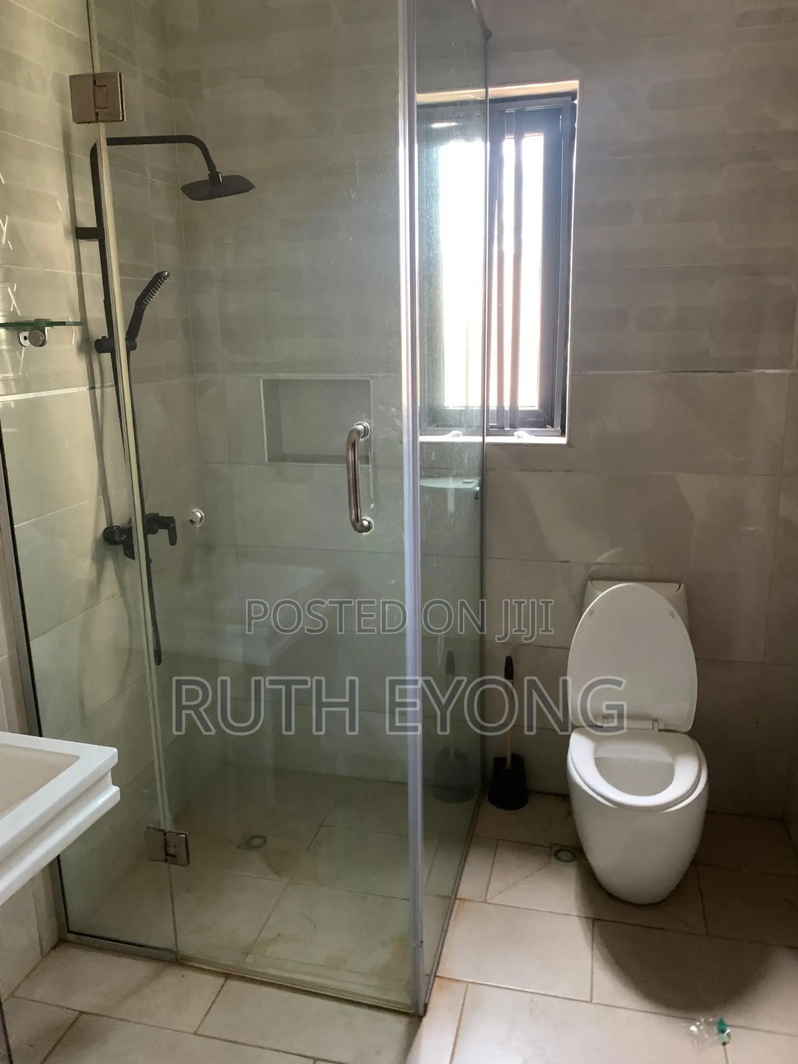 5bdrm Townhouse / Terrace in Adeola Odeku for rent in Adeola Odeku