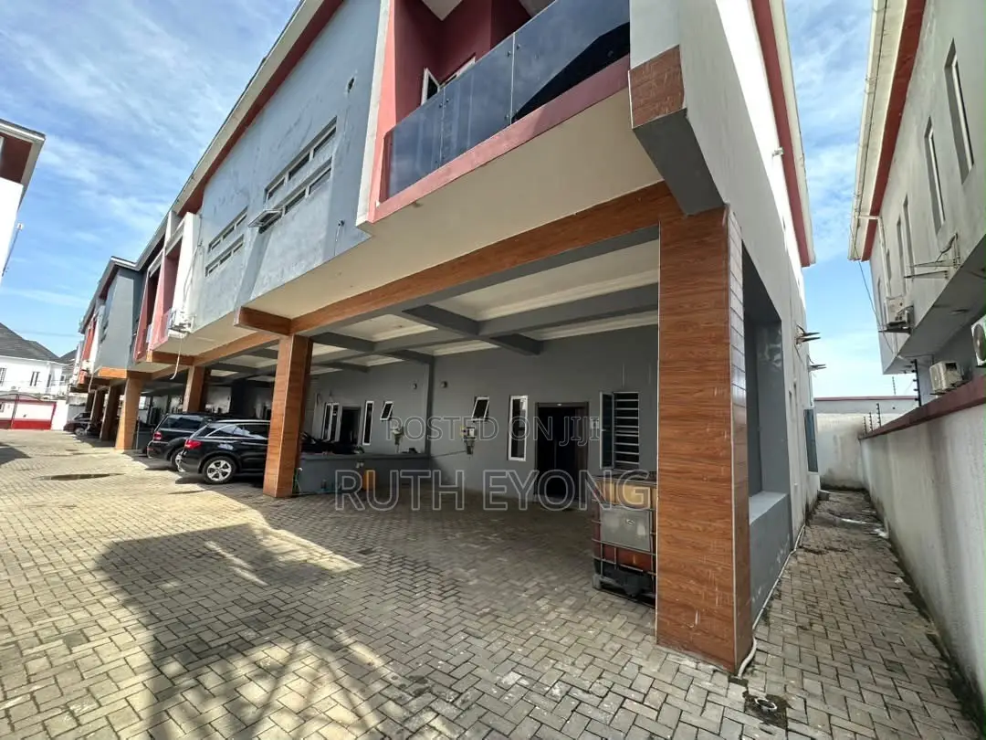 4bdrm Townhouse / Terrace in Lekki Phase 2 for rent in Lekki Phase 2