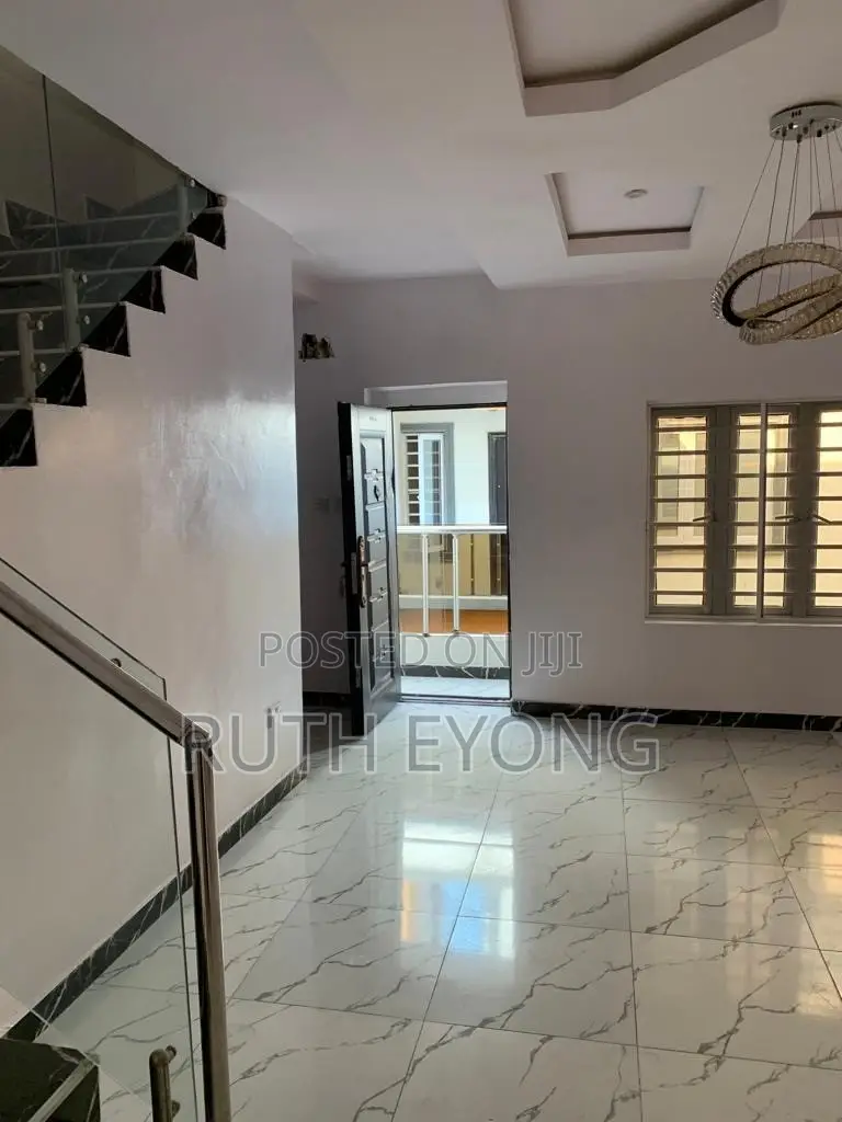4bdrm Townhouse / Terrace in Ikota for rent in Ikota