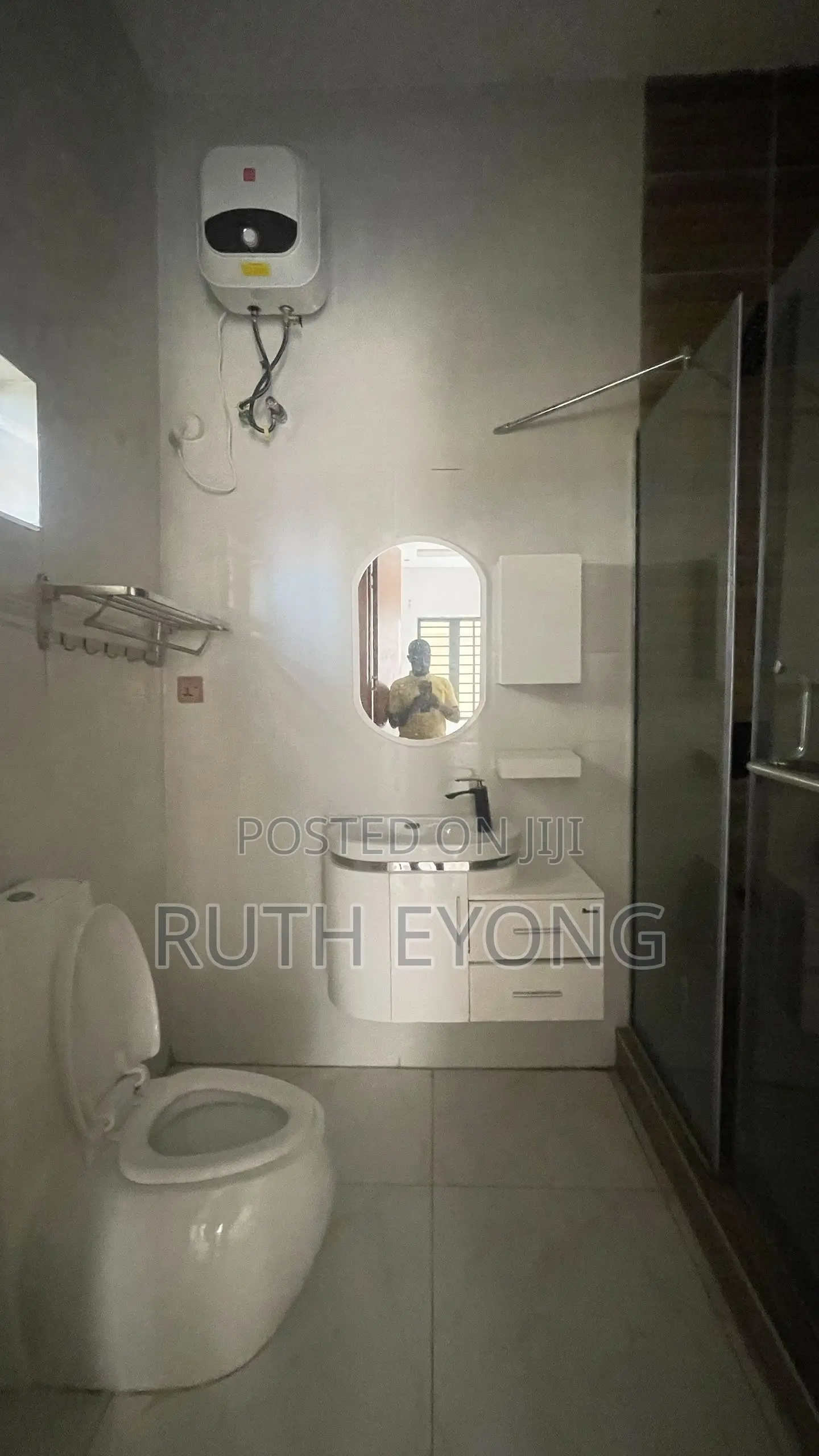 2bdrm Apartment in Lekki Phase 2 for rent in Lekki Phase 2