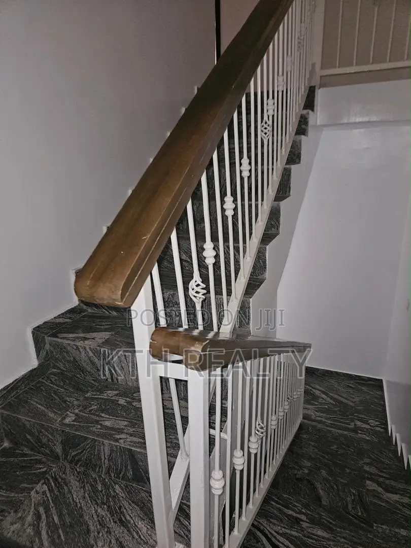 4bdrm Duplex in Lekki Phase 1 for rent in Lekki Phase 1