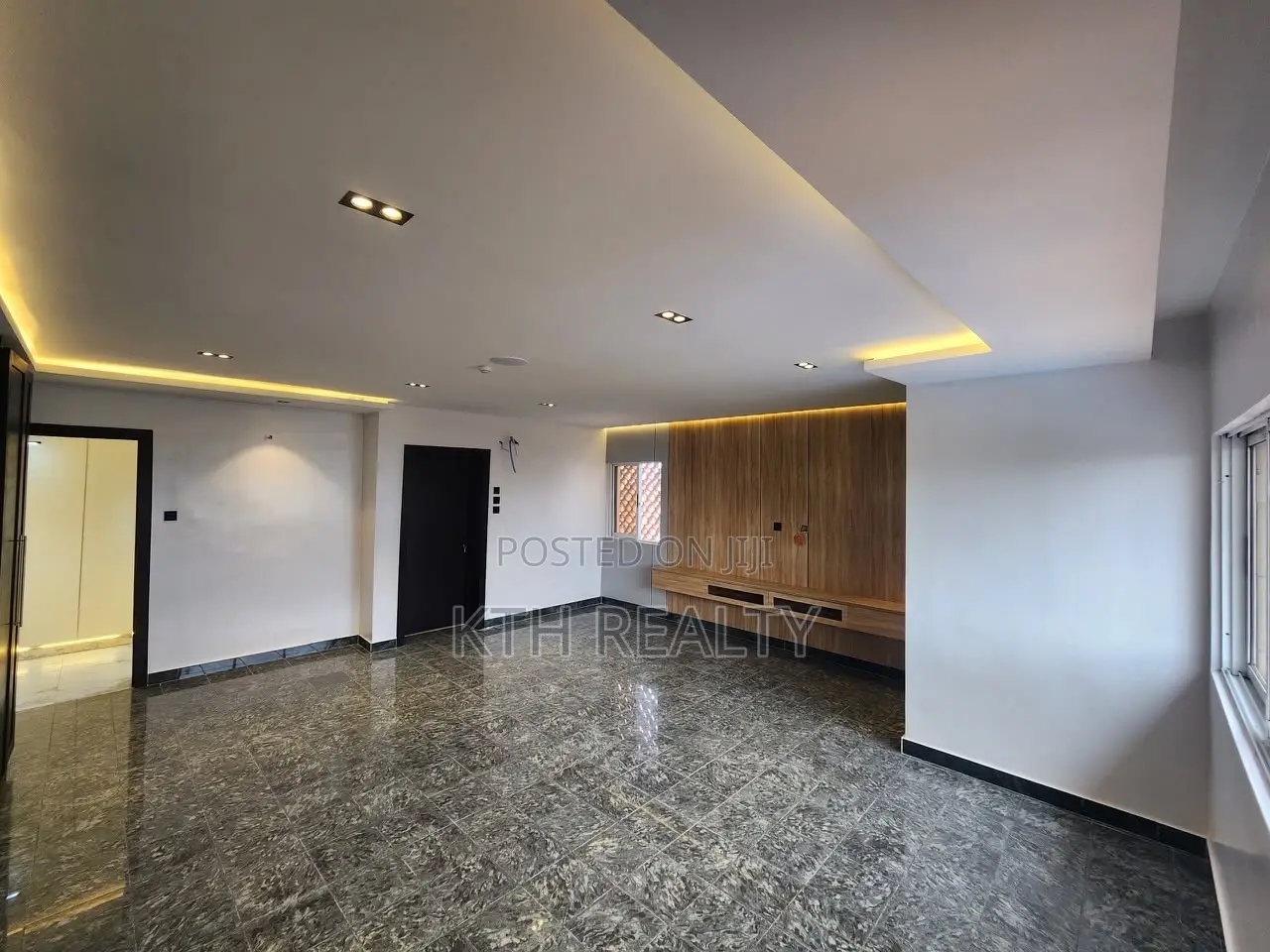 4bdrm Duplex in Lekki Phase 1 for rent in Lekki Phase 1