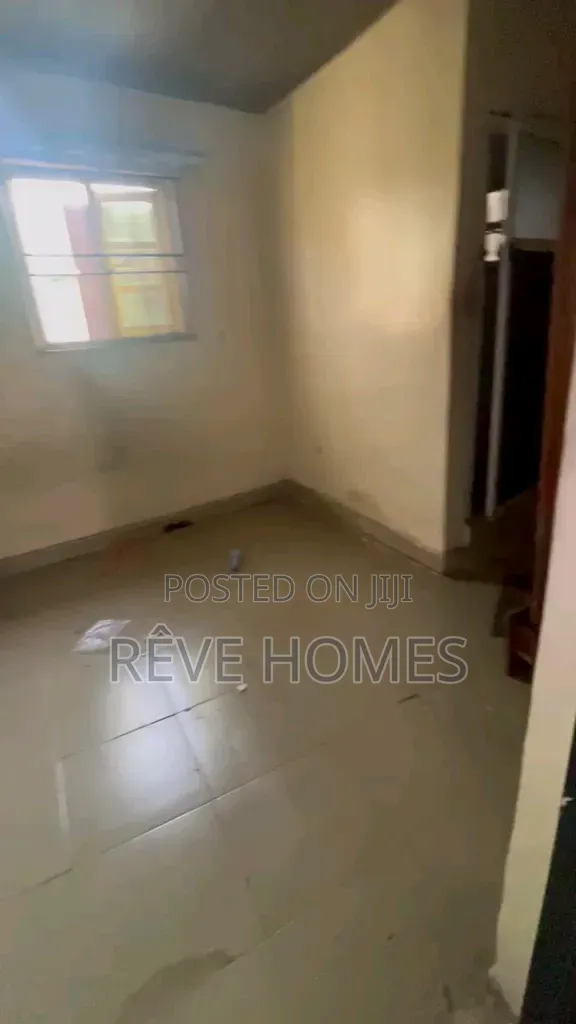 Mini Flat in Akoka for rent in Akoka