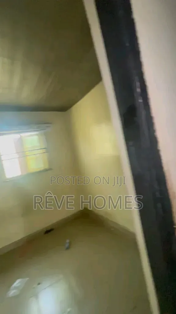 Mini Flat in Akoka for rent in Akoka