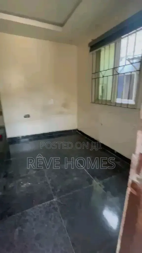 Mini Flat in Akoka for rent in Akoka