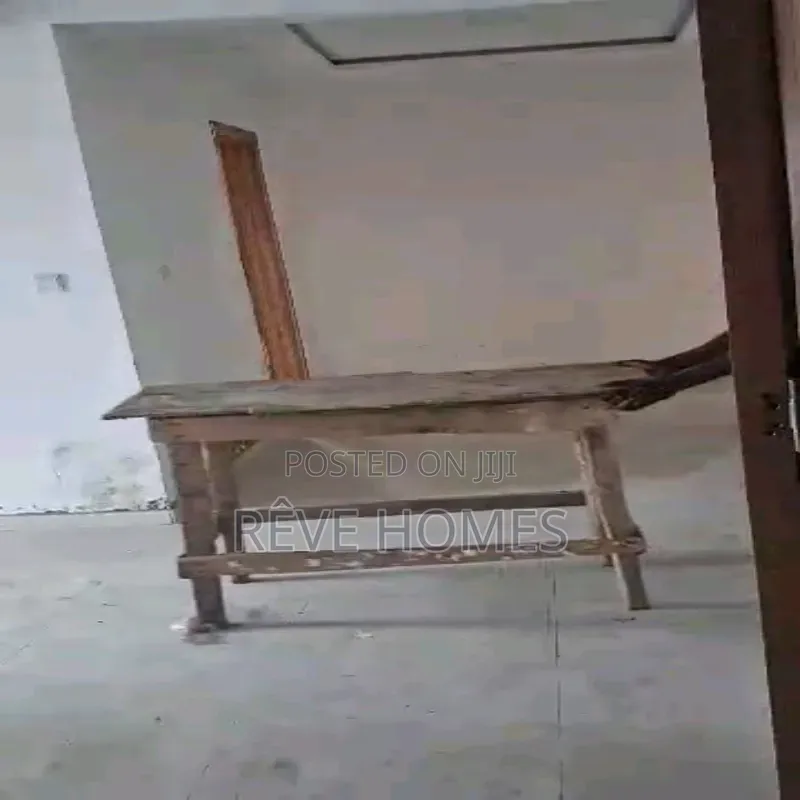 2bdrm Penthouse in Sabo / Yaba for rent in Sabo / Yaba