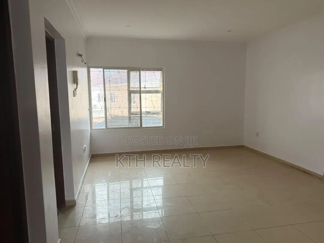 3bdrm Townhouse / Terrace in Lekki Phase 1 for rent in Lekki Phase 1