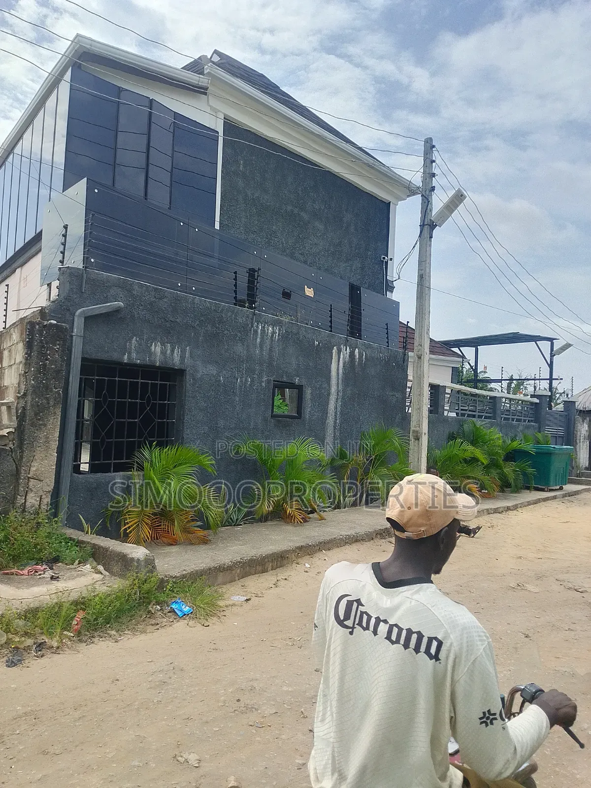 1bdrm Block of Flats in Lakowe for rent in Lakowe