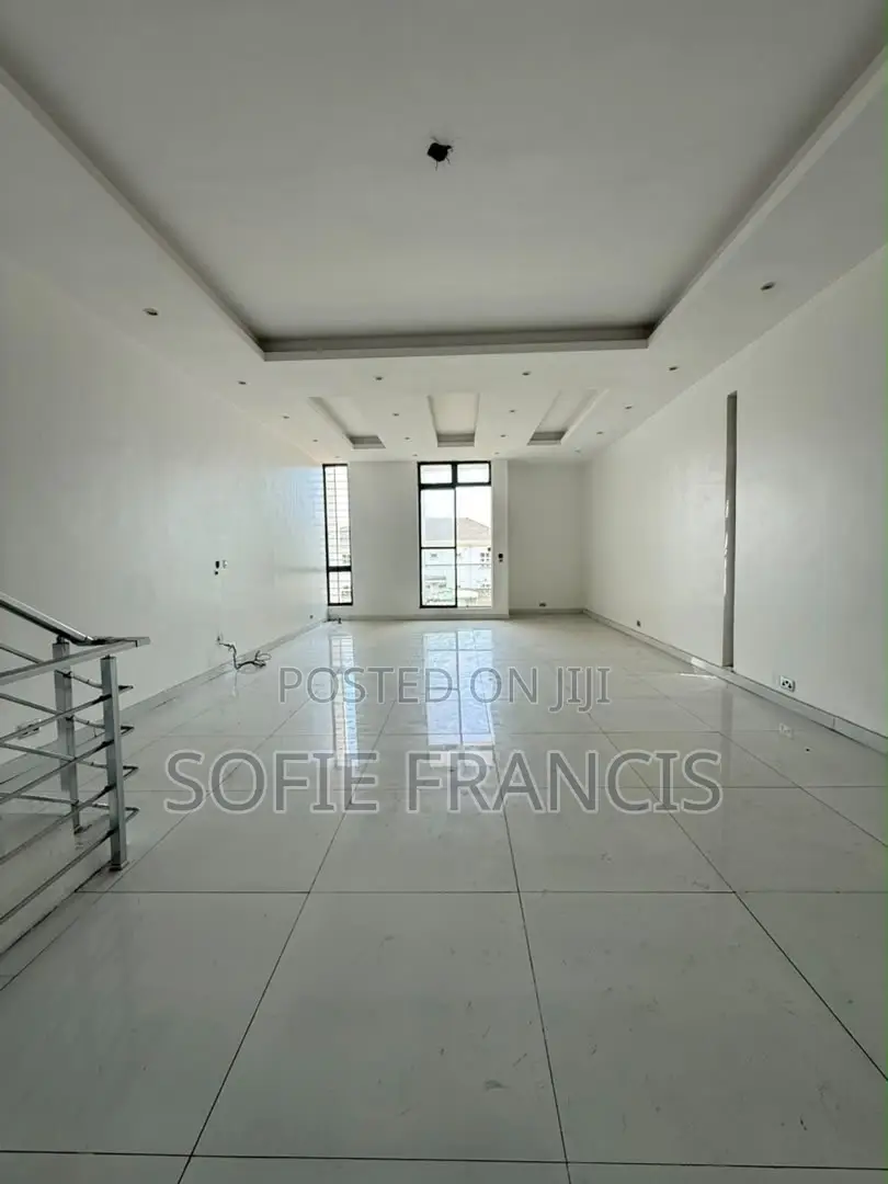 4bdrm Duplex in Lekki for rent in Lekki Phase 1