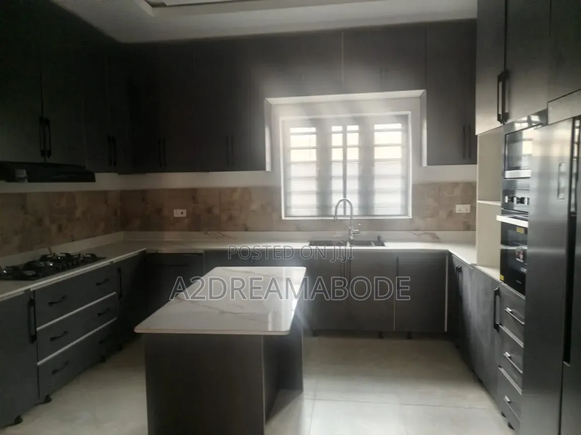 4bdrm Duplex in Ikeja Gra for rent in Ikeja GRA
