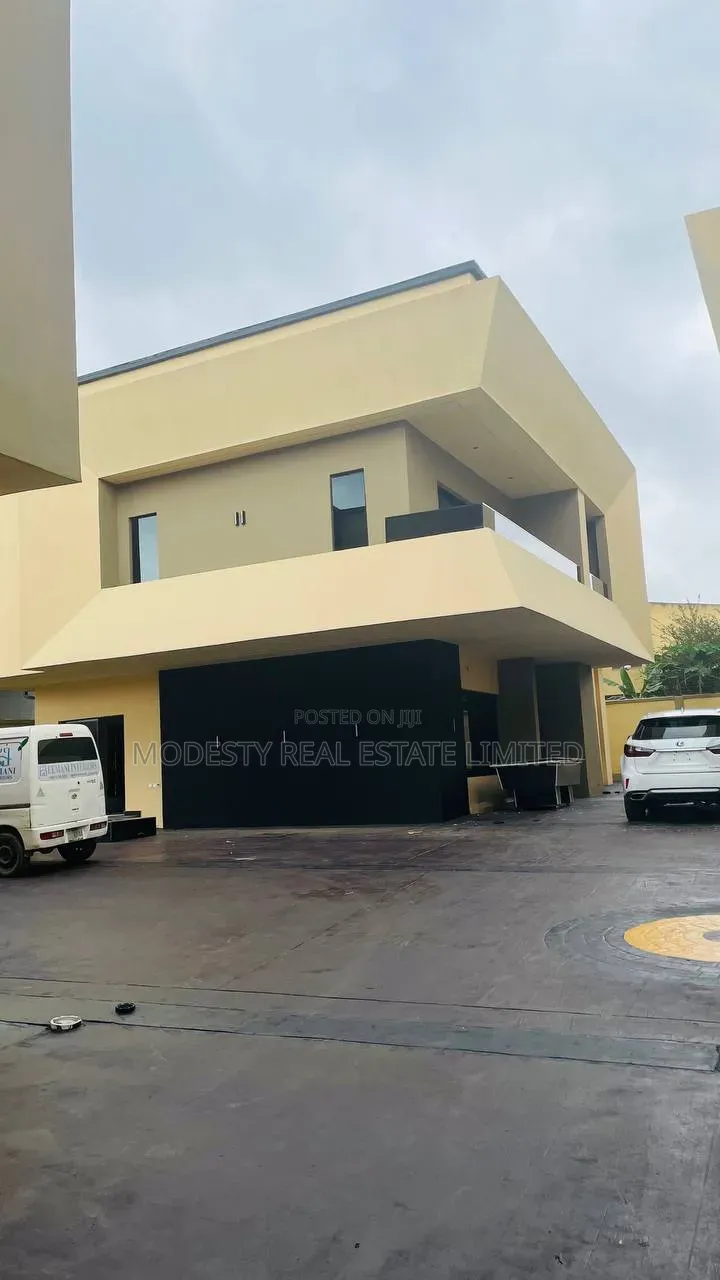 4bdrm Duplex in Bodija for sale in Bodija