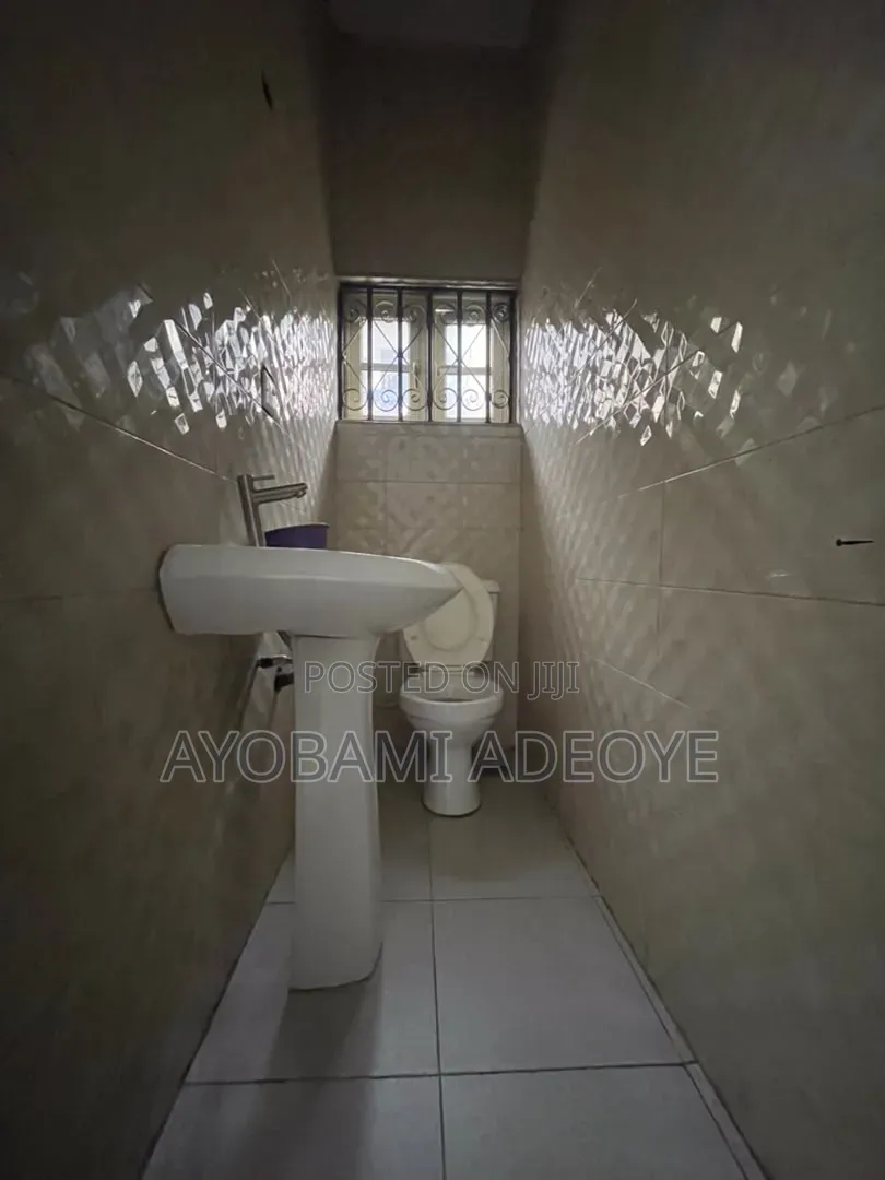 2bdrm Apartment in Awoyaya for rent in Awoyaya