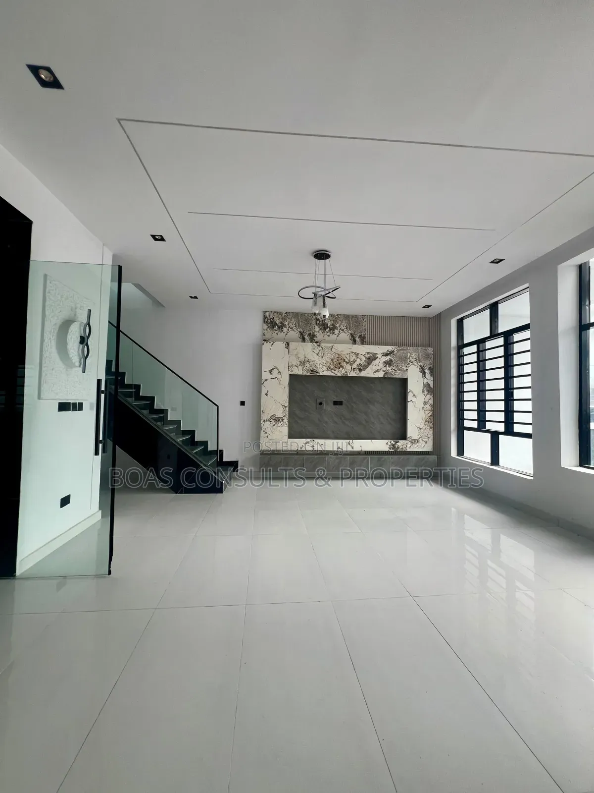 4bdrm Duplex in Ikota for sale in Ikota