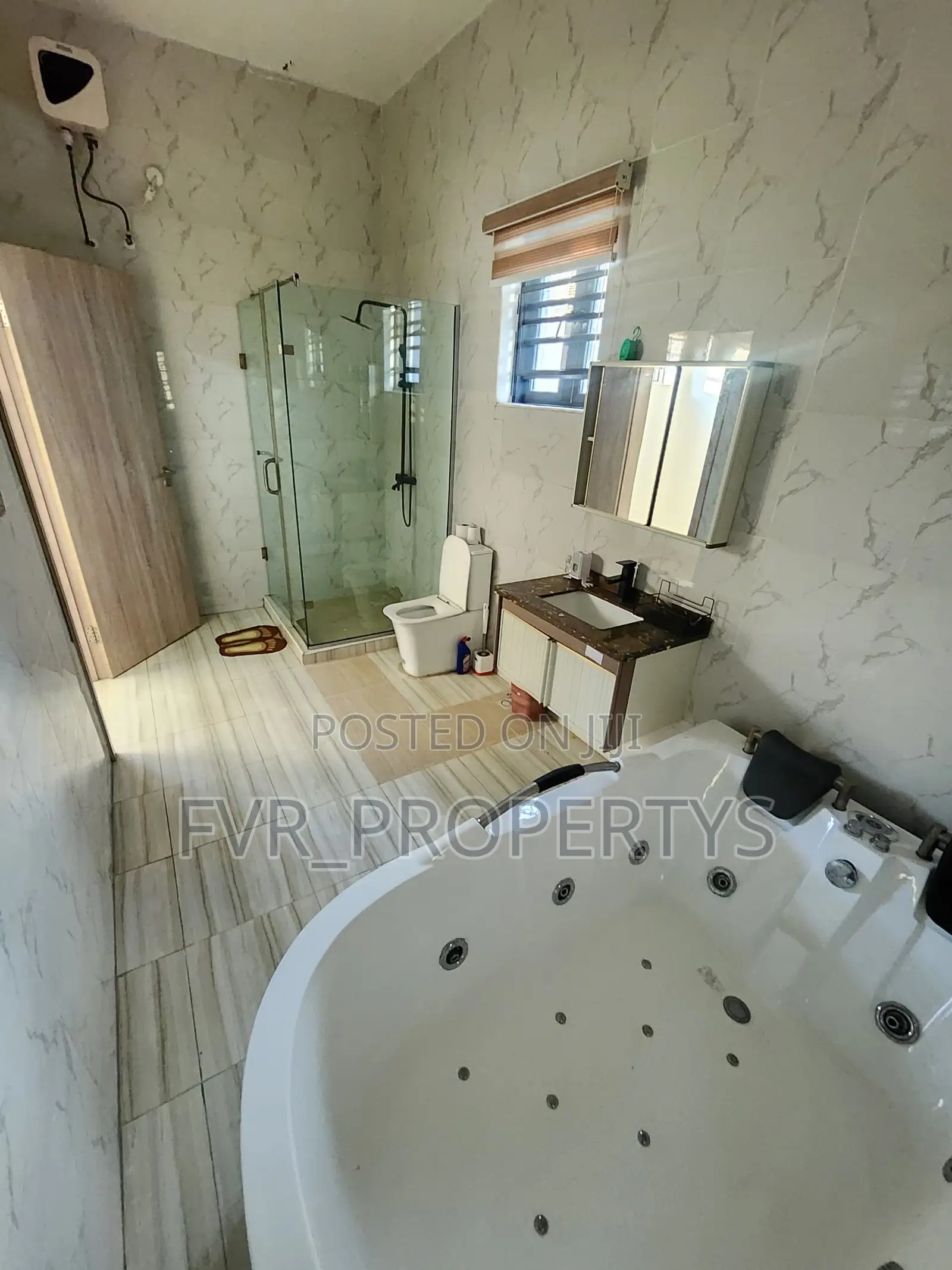 1bdrm Shared Apartment in Ikota Villa for rent in Ikota