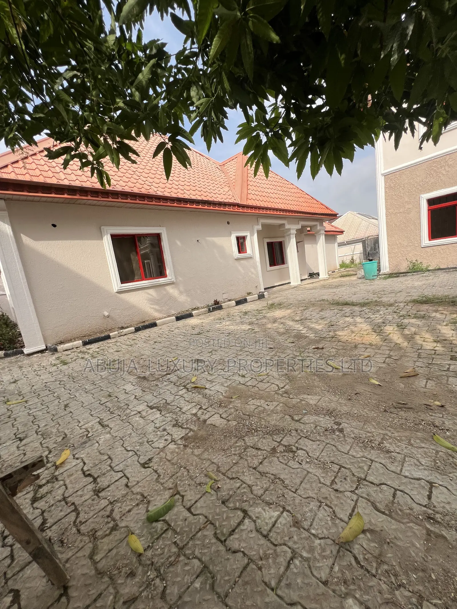 5bdrm Mansion in Gwarimpa Estate, Gwarinpa for rent in Gwarinpa