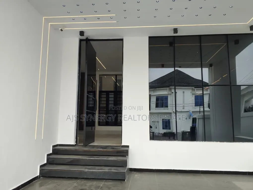5bdrm Duplex in Ado / Ajah for sale in Ado / Ajah