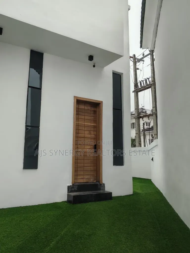 5bdrm Duplex in Ado / Ajah for sale in Ado / Ajah