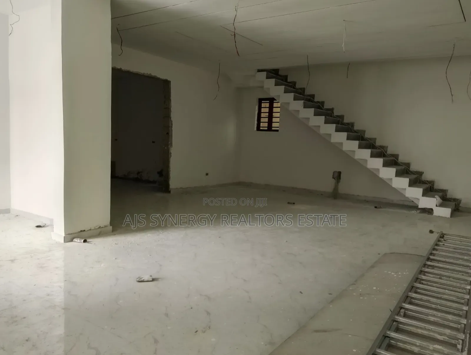 5bdrm Duplex in Ado / Ajah for sale in Ado / Ajah