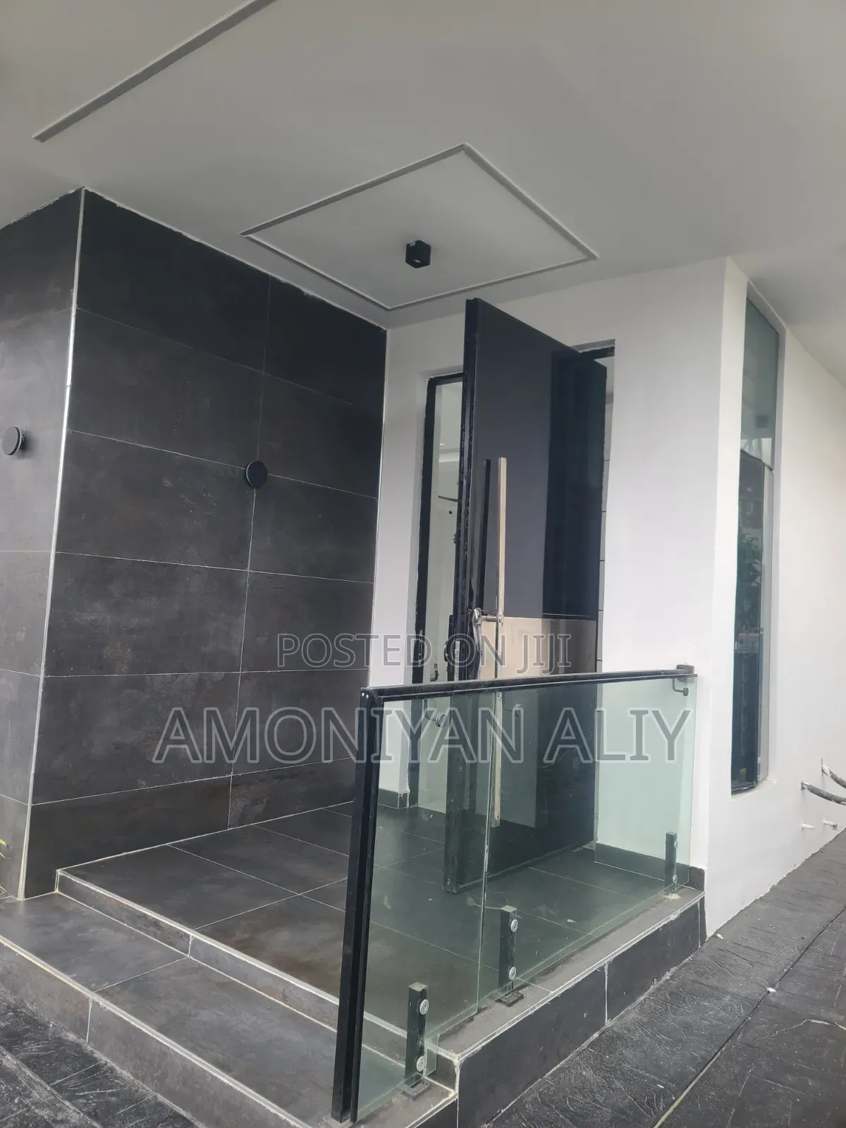 5bdrm Mansion in Megamond, Ikota for sale in Ikota