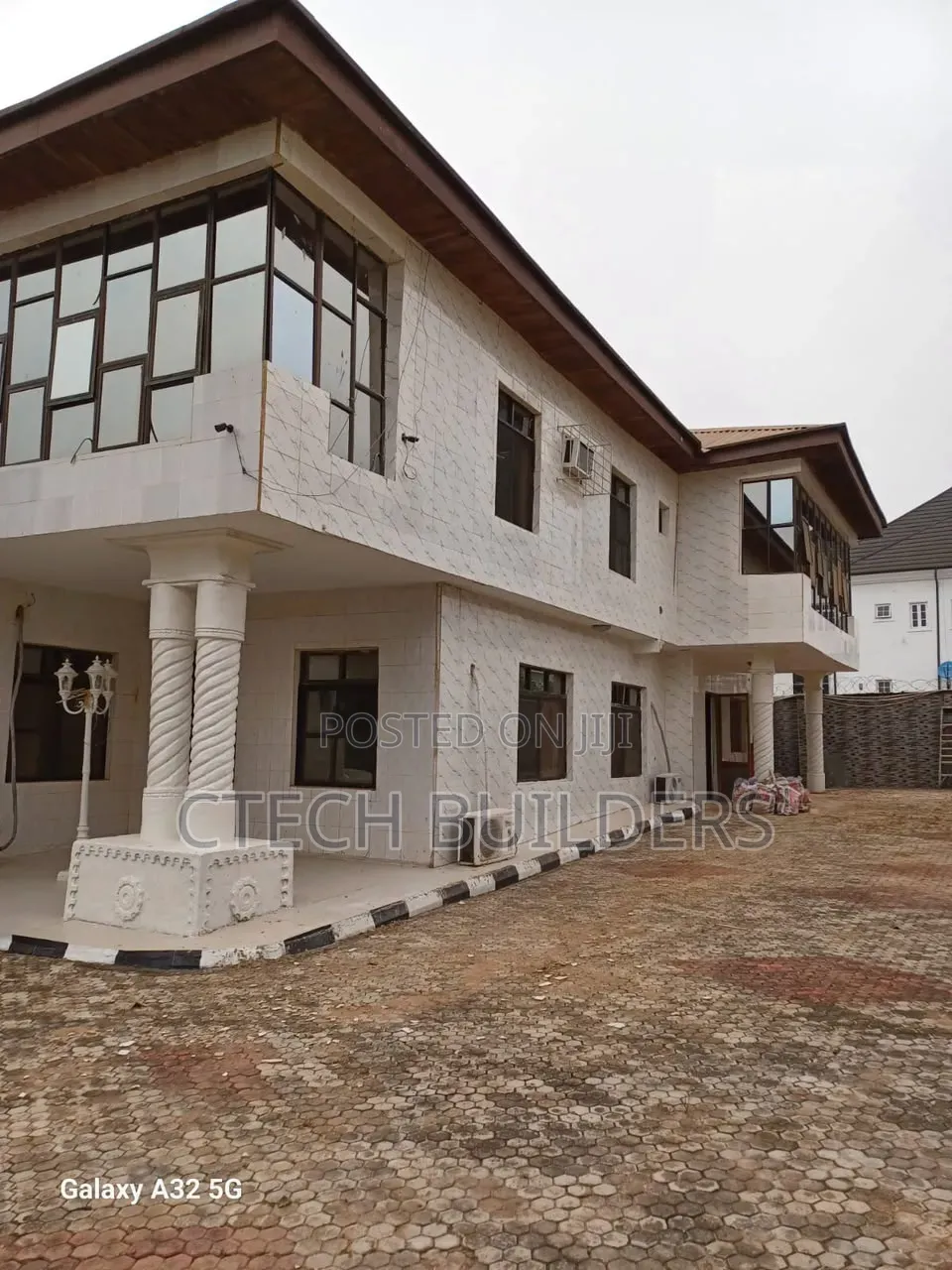 5bdrm Duplex in Benin City for sale in Benin City