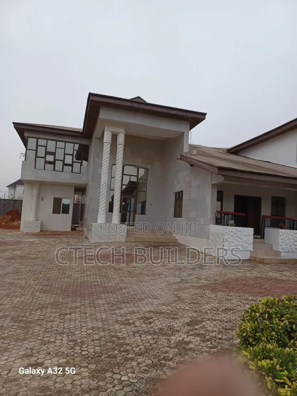 5bdrm Duplex in Benin City for sale in Benin City