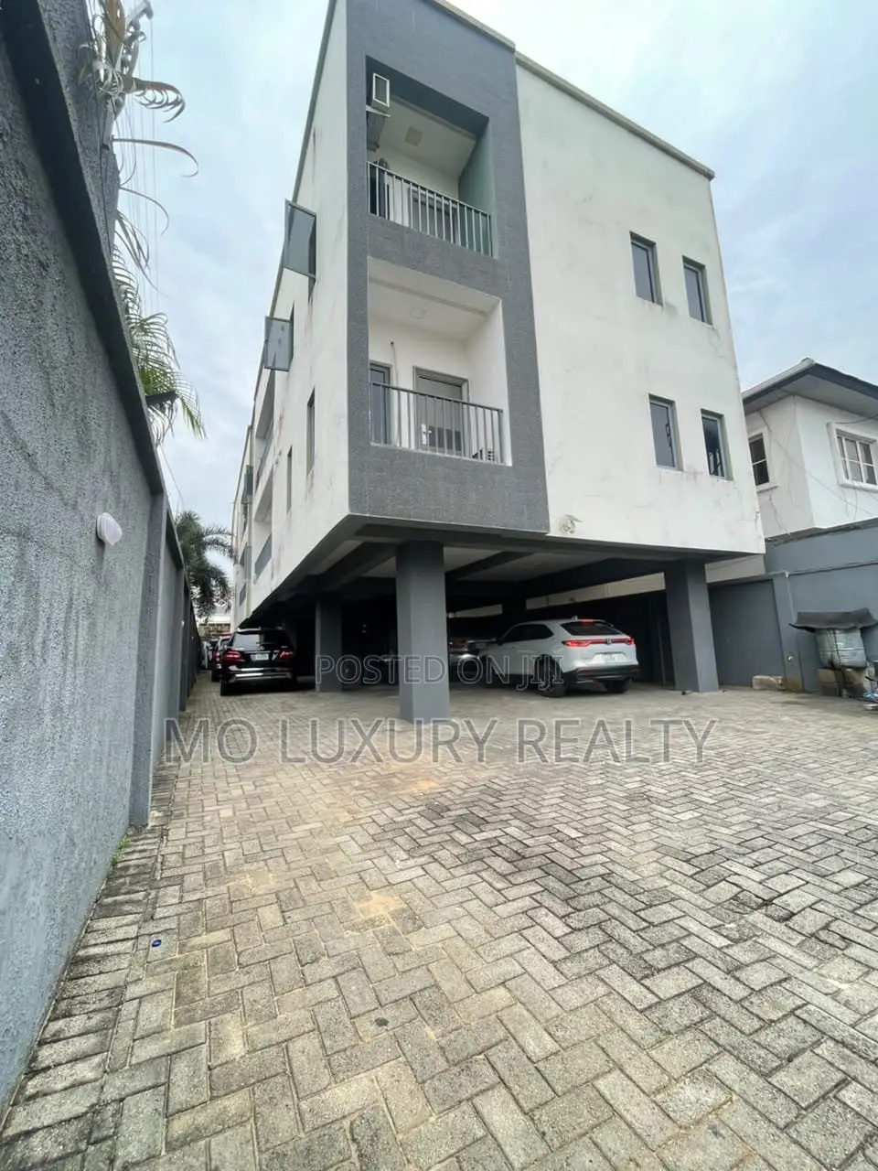 Furnished 2bdrm Apartment in Lekki Phase 1 for rent in Lekki Phase 1