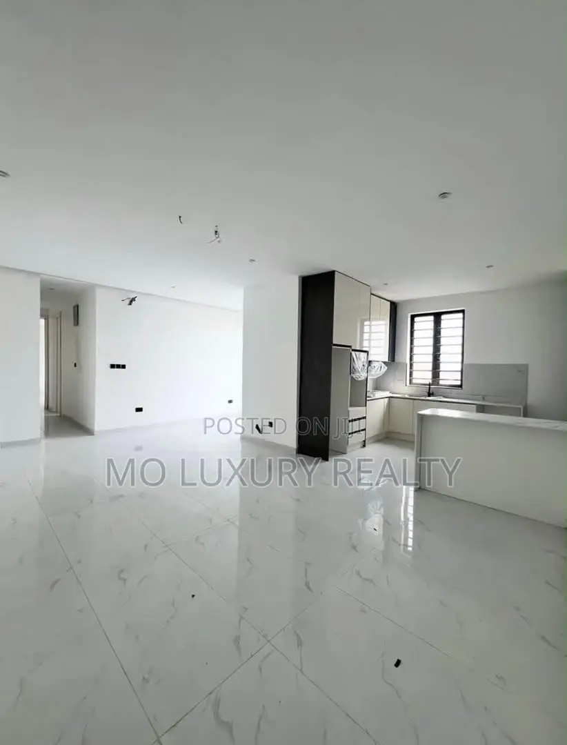 2bdrm Apartment in Lekki Phase 1 for rent in Lekki Phase 1