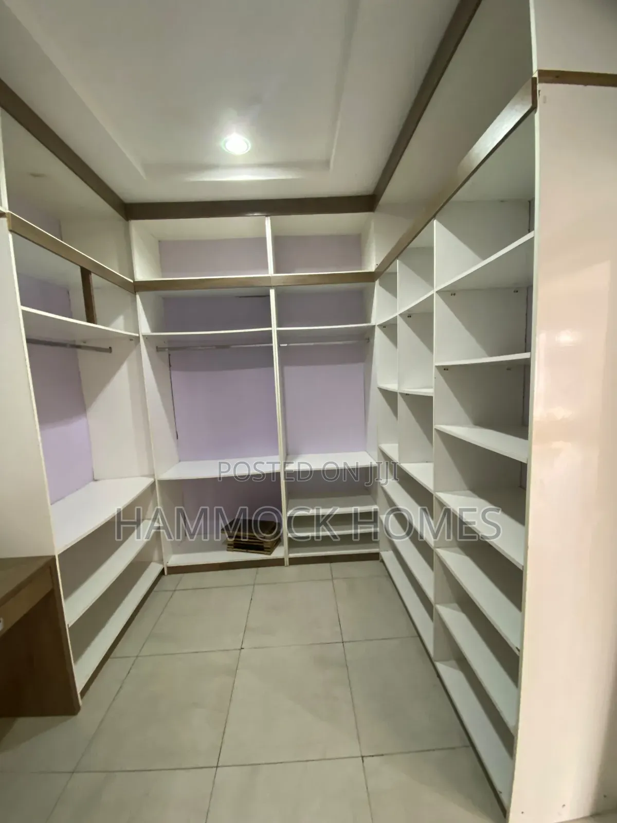 4bdrm Townhouse / Terrace in Iyaganku Gra, Iyanganku for rent in Iyanganku