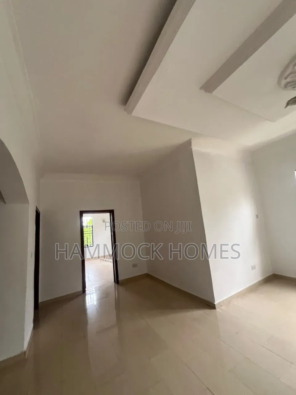 4bdrm Duplex in Onikoko Close, Agodi for rent in Agodi