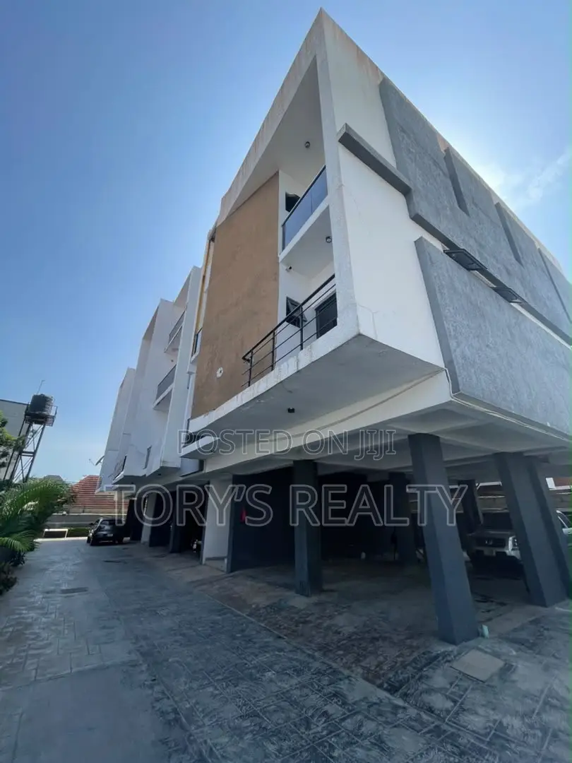 2bdrm Apartment in Lekki Phase 1 for rent in Lekki Phase 1
