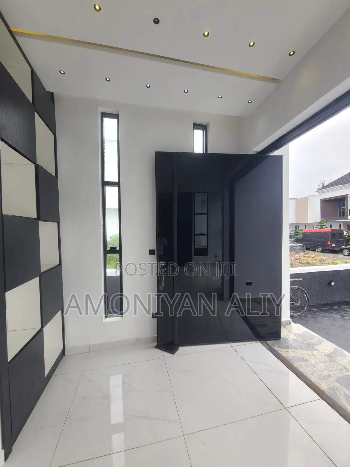 5bdrm Duplex in Megamond Estate, Ikota for sale in Ikota