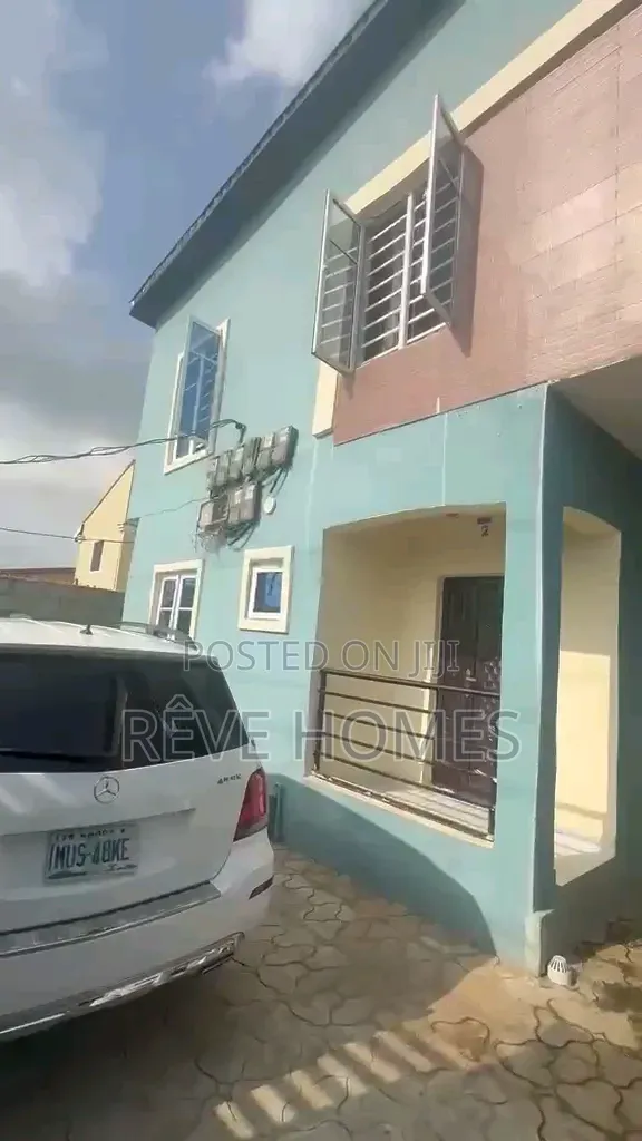 2bdrm Block of Flats in Oworonshoki / Gbagada for rent in Oworonshoki / Gbagada