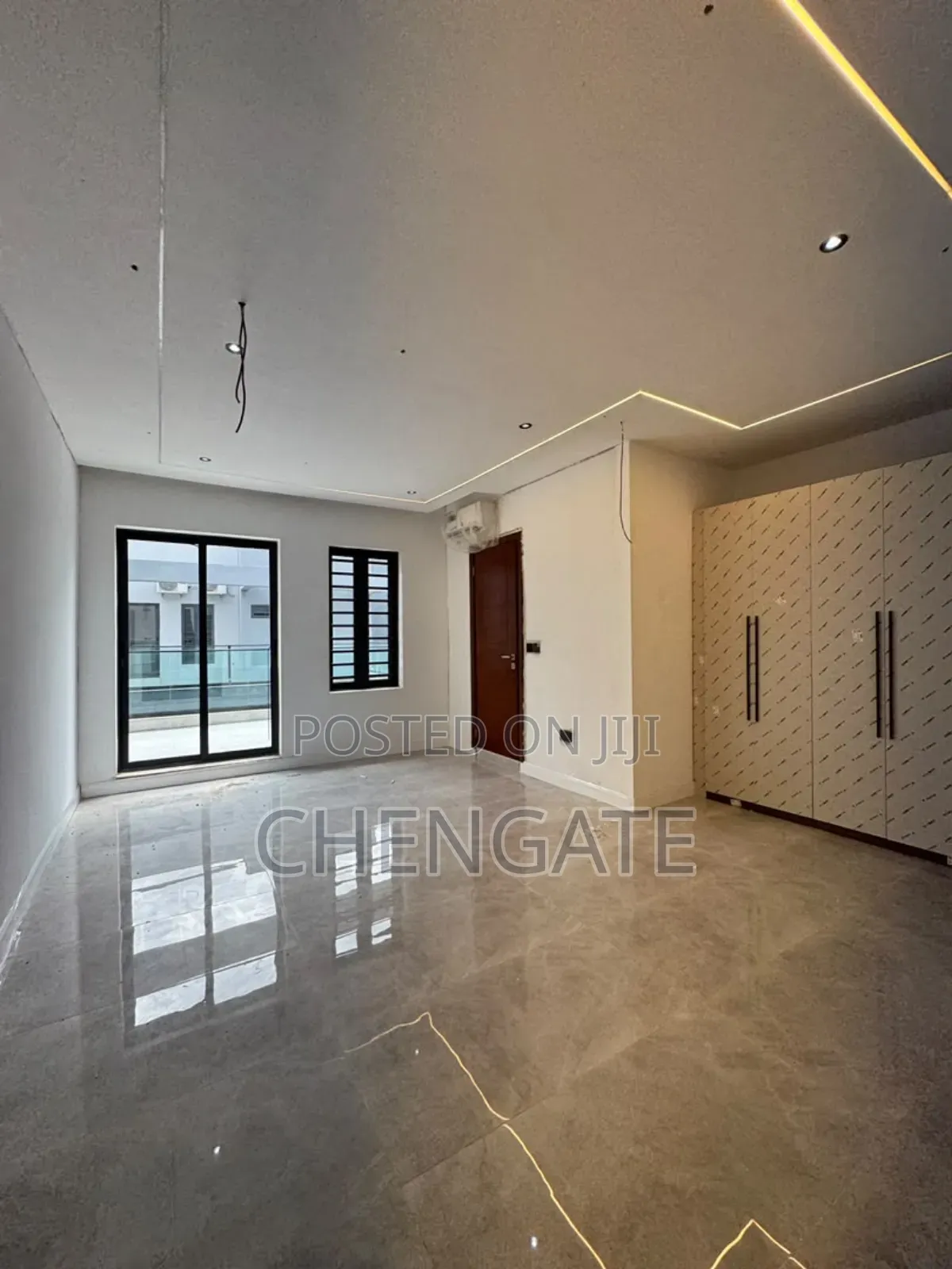 4bdrm Penthouse in Victoria Island for sale in Victoria Island