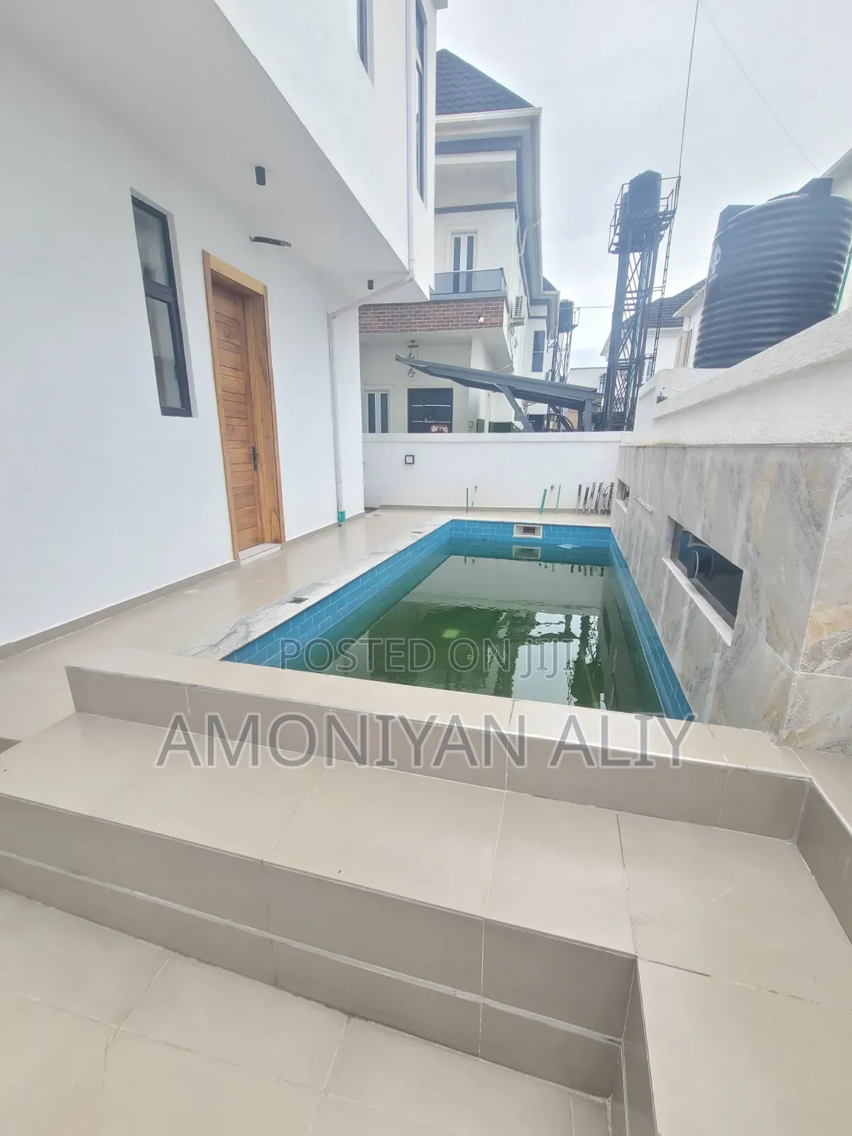 5bdrm Duplex in Megamond Estate, Ikota for sale in Ikota
