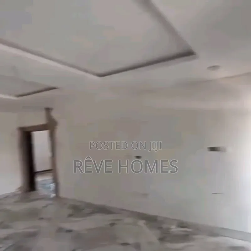 Mini Flat in Adekunle for rent in Adekunle