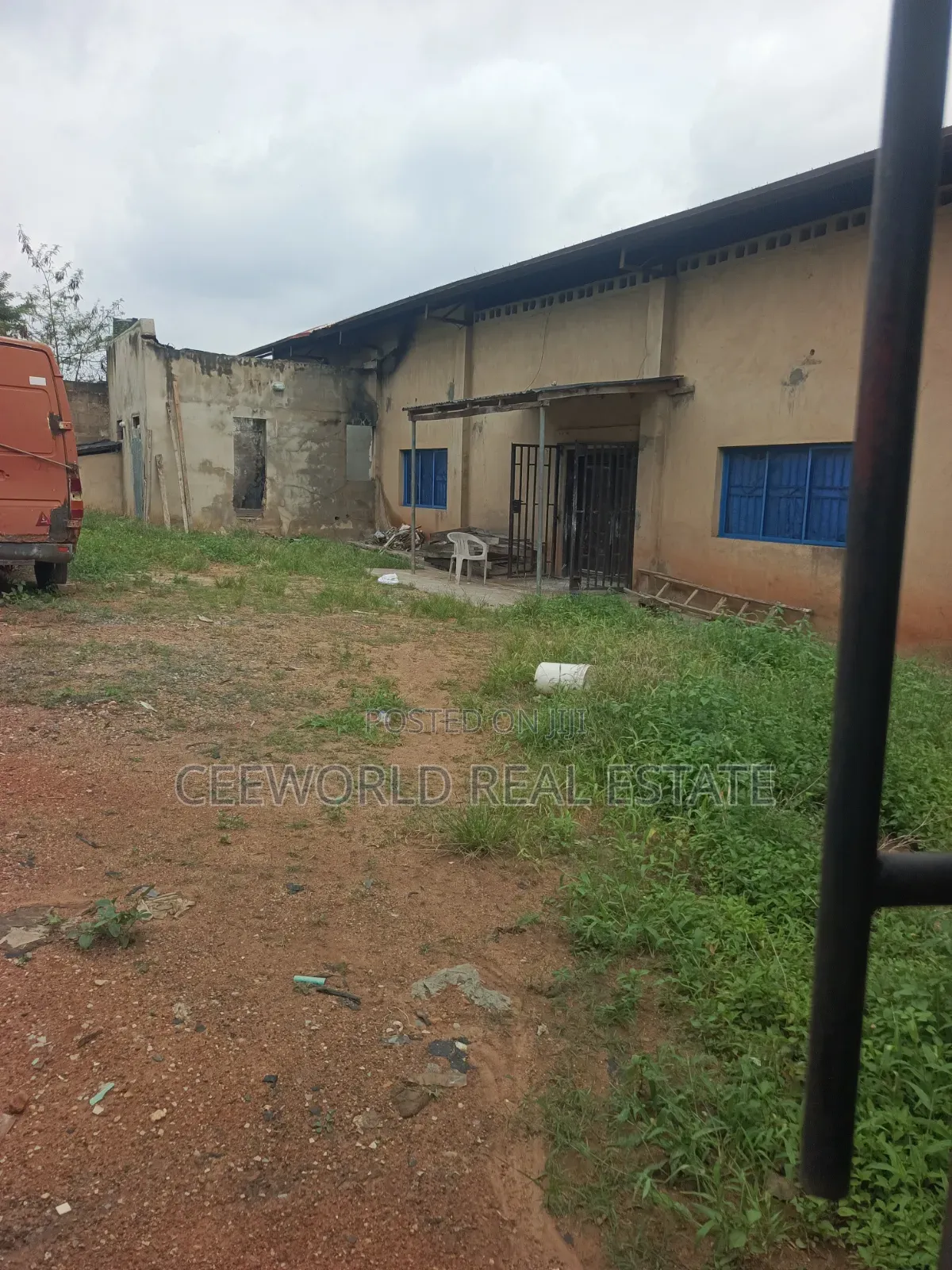 351sqm Warehouse Size With 2 Bedroom Flat at Alalubosa in Alalubosa