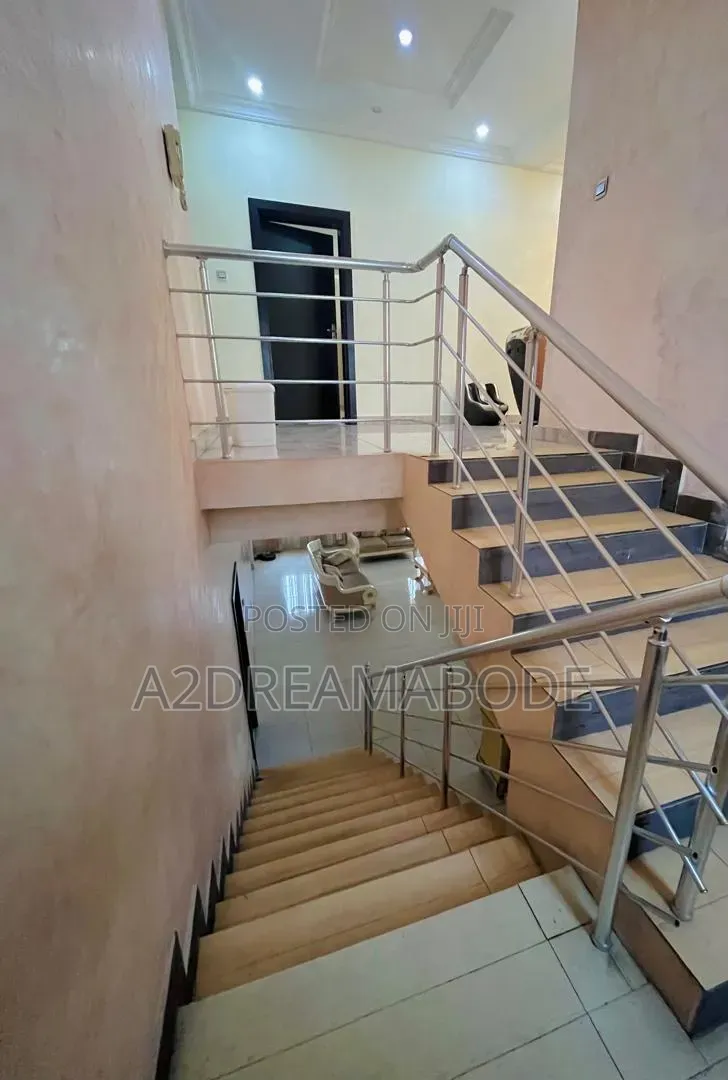 5bdrm Duplex in Osapa London for rent in Osapa london