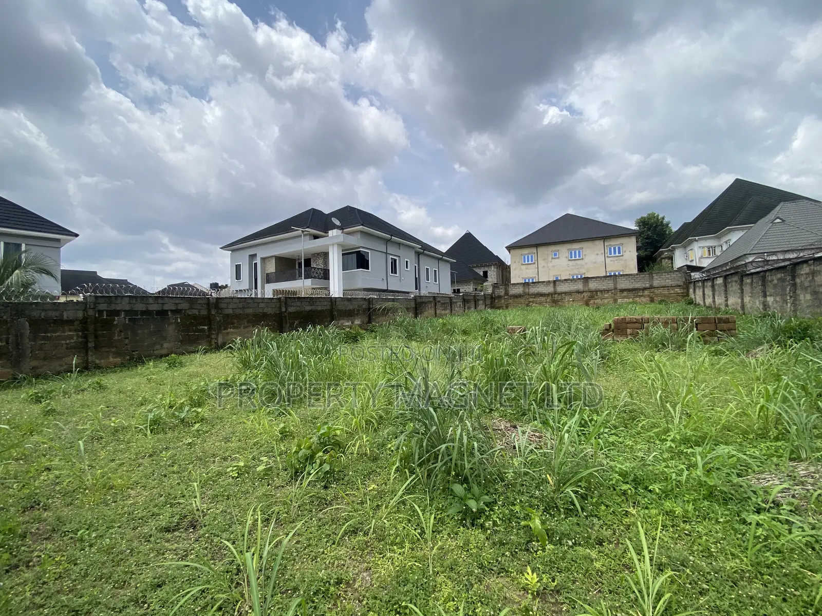 2 Luxury Plots of Land for Sale in Ibb Phase 1 Umuahia in Umuahia