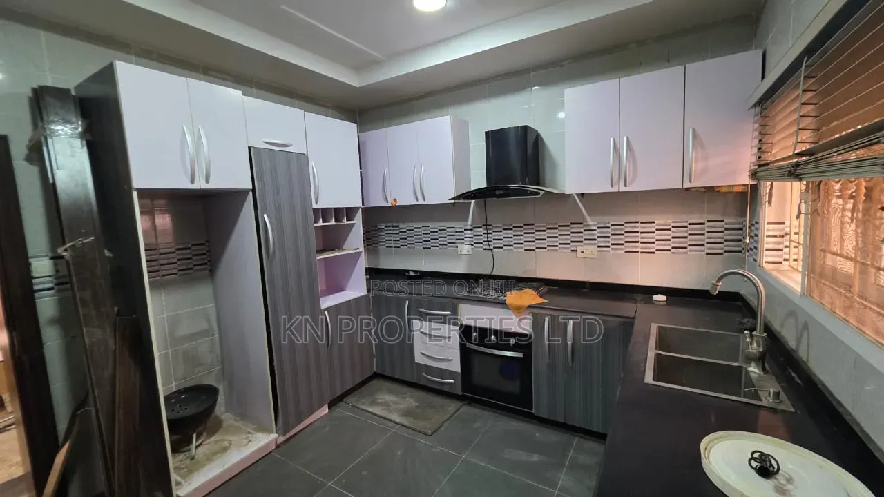 5bdrm Duplex in Guzape for rent in Guzape District