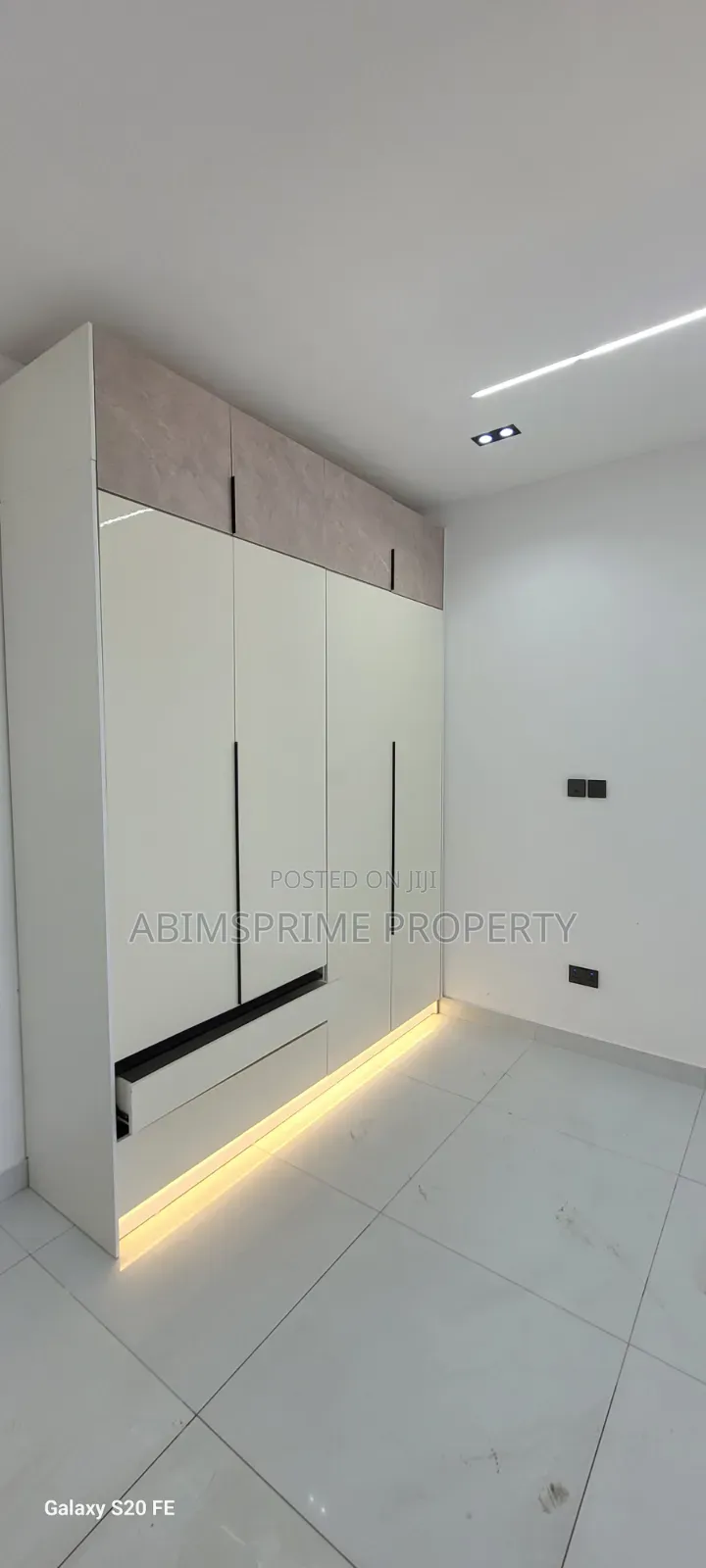 2bdrm Block of Flats in Belevista, Lekki Phase 1 for sale in Lekki Phase 1